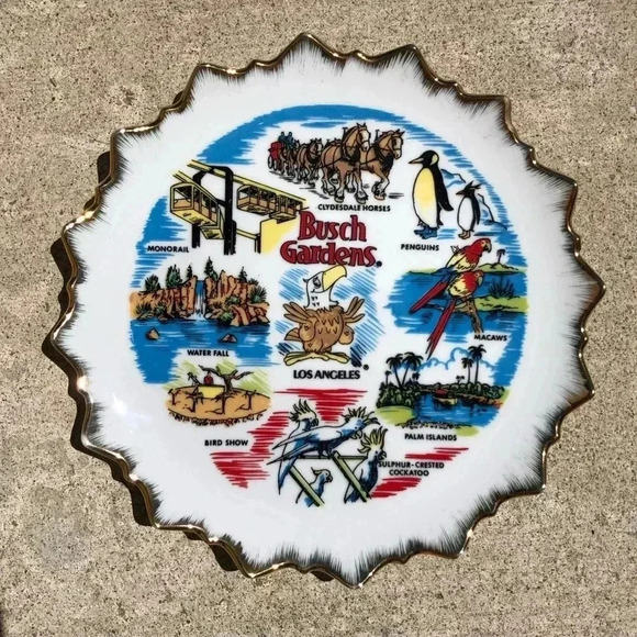 Vintage Busch Gardens Los Angeles Souvenir Plate - Picture 1 of 5